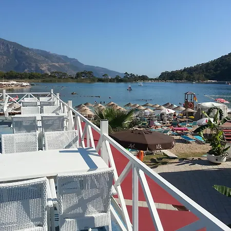 Golden Club & Caravan Holidays Campsite