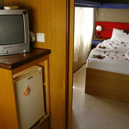 Golden Club & Caravan Holidays 3* Oludeniz